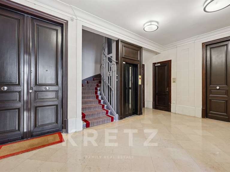 Appartement Paris 7e - 2 chambres - 103m²