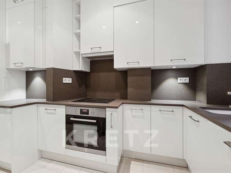 Appartement Paris 7e - 2 chambres - 103m²