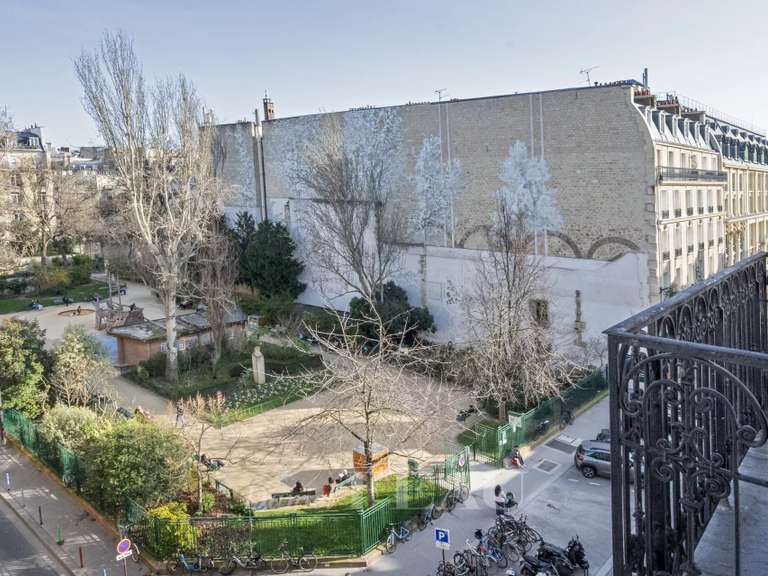 Appartement Paris 7e - 2 chambres - 76m²