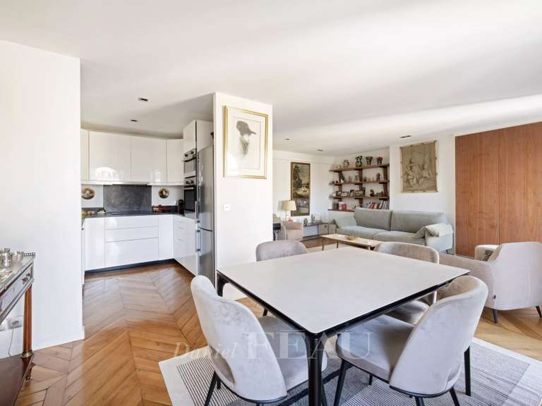 Appartement Paris 7e - 2 chambres - 76m²