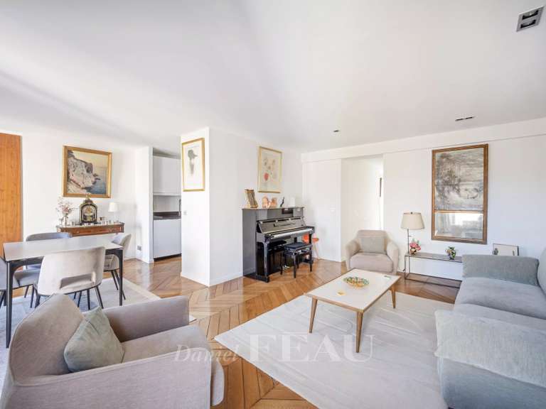 Appartement Paris 7e - 2 chambres - 76m²