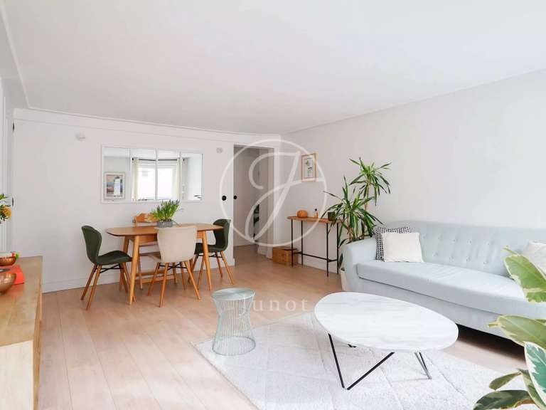 Appartement Paris 7e - 2 chambres - 68m²