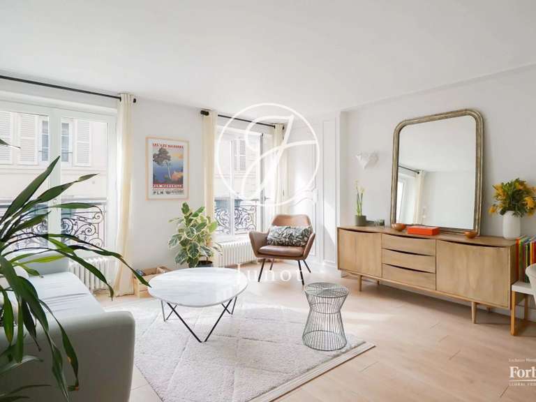 Appartement Paris 7e - 2 chambres - 68m²