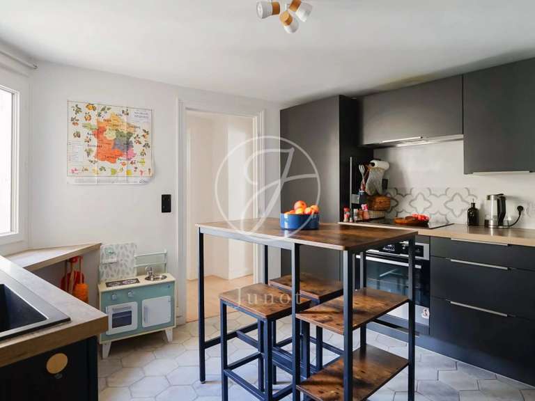 Appartement Paris 7e - 2 chambres - 68m²