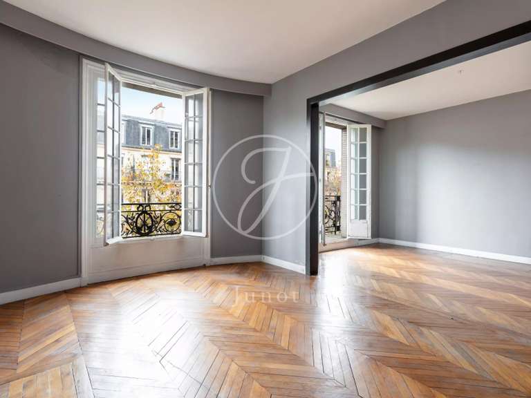 Appartement Paris 7e - 2 chambres - 112m²