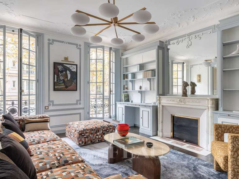 Apartment Paris 7e - 3 bedrooms - 165m²