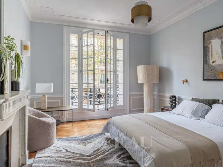 Apartment Paris 7e - 3 bedrooms - 165m²