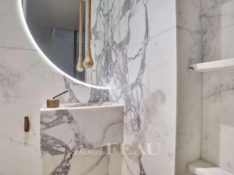 Appartement Paris 7e - 2 chambres - 89m²