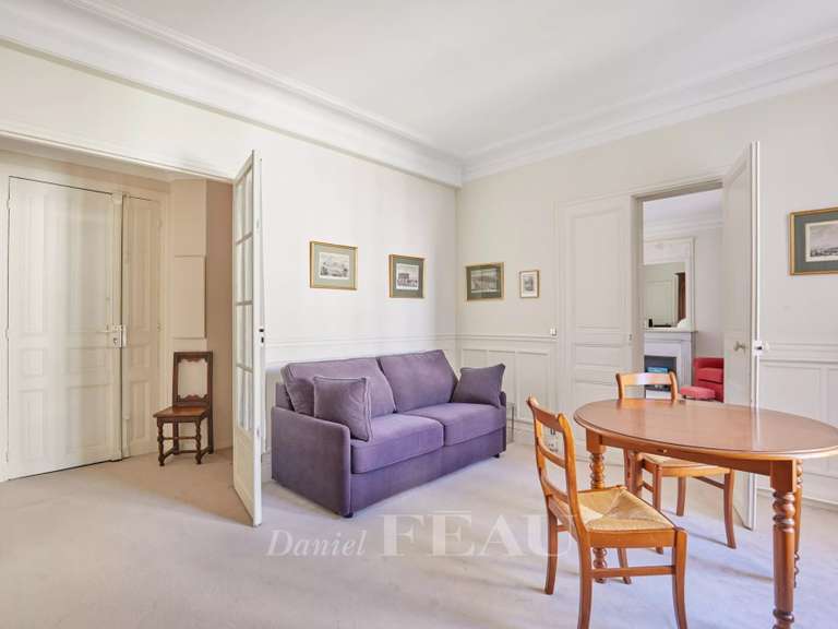 Appartement Paris 7e - 2 chambres - 68m²