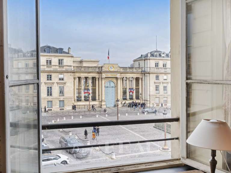 Appartement Paris 7e - 2 chambres - 110m²