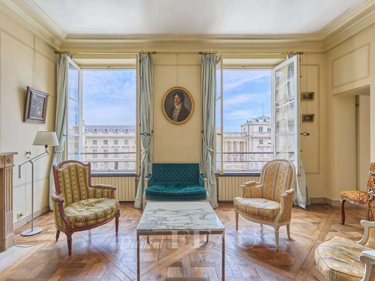 Apartment Paris 7e - 2 bedrooms - 110m²