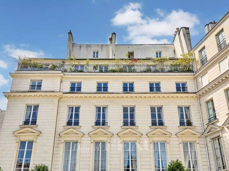 Apartment Paris 7e - 2 bedrooms - 110m²