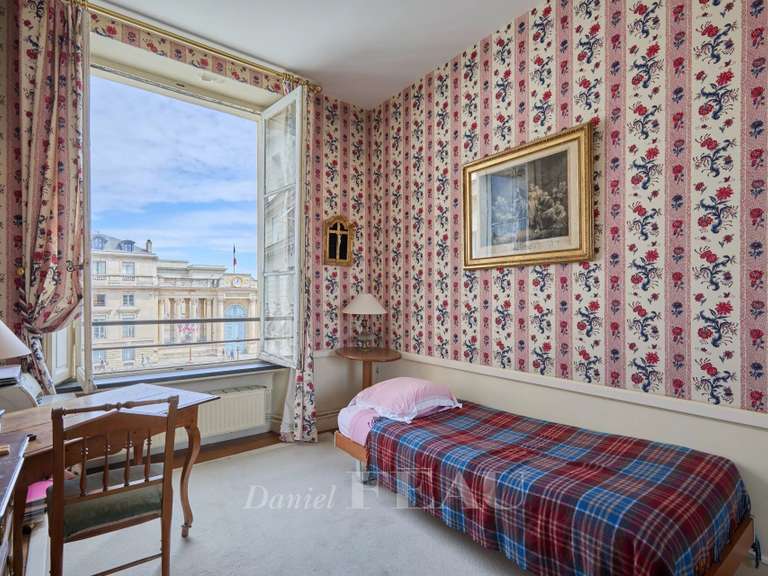 Apartment Paris 7e - 2 bedrooms - 110m²