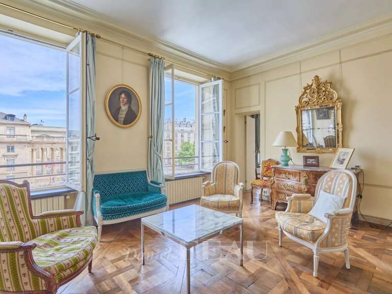 Apartment Paris 7e - 2 bedrooms - 110m²