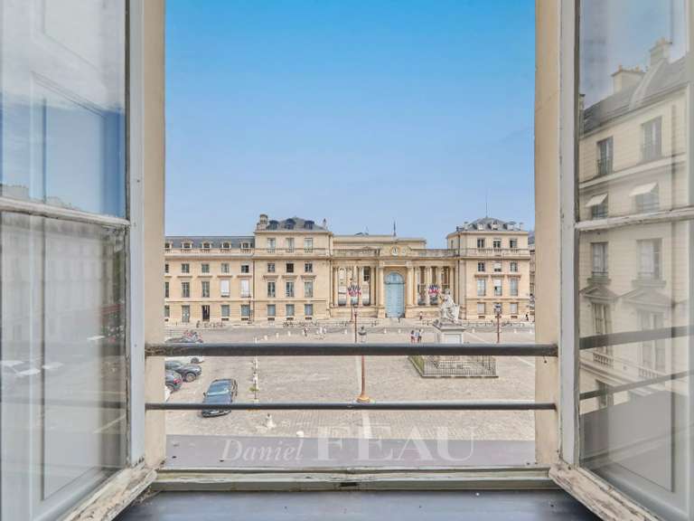 Apartment Paris 7e - 2 bedrooms - 110m²