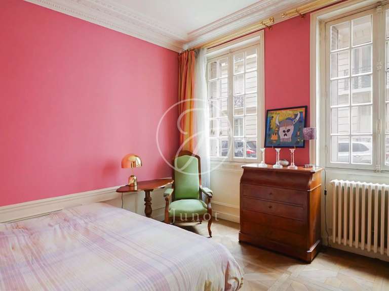 Appartement Paris 7e - 3 chambres - 112m²