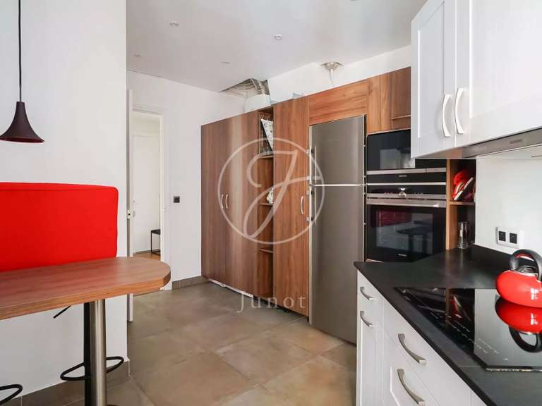 Appartement Paris 7e - 2 chambres - 85m²