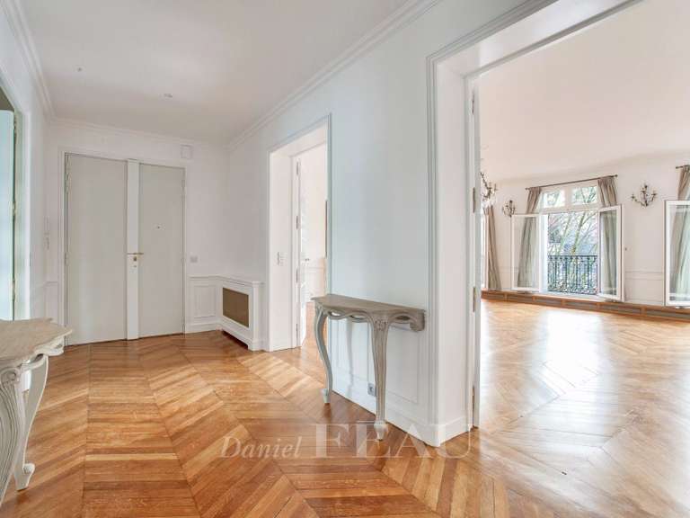 Apartment Paris 7e - 3 bedrooms - 199m²