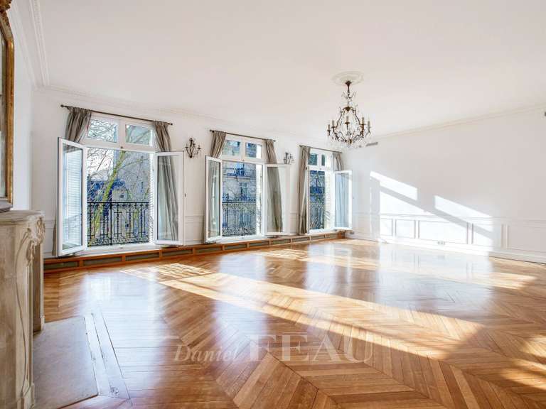 Apartment Paris 7e - 3 bedrooms - 199m²