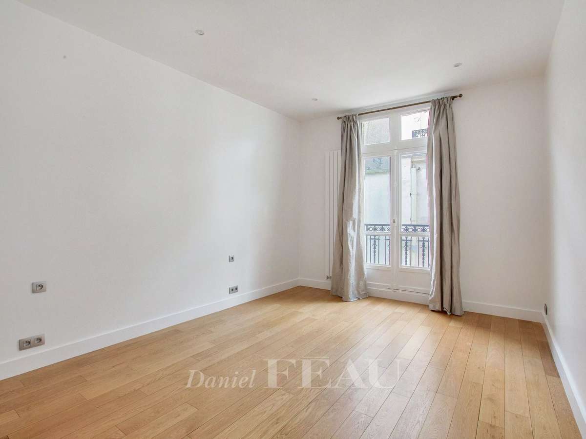 Apartment Paris 7e