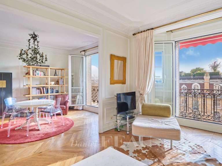 Appartement Paris 7e - 2 chambres - 105m²