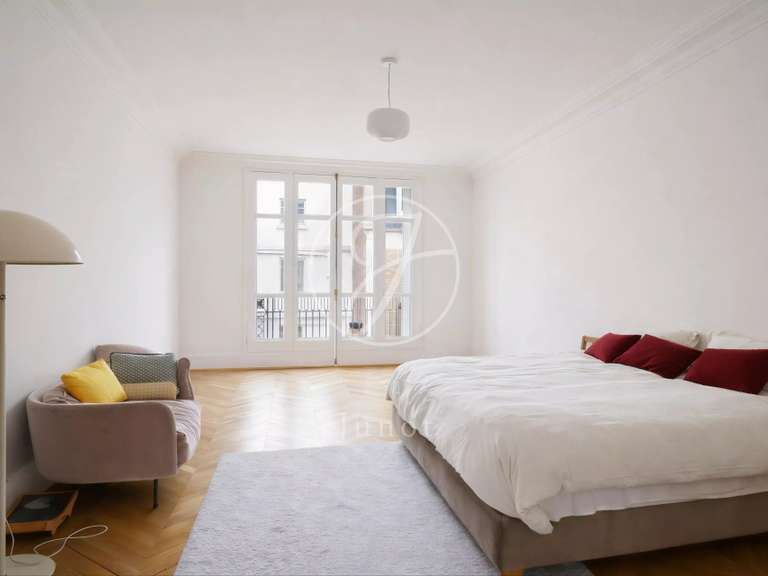 Appartement Paris 7e - 3 chambres - 199m²