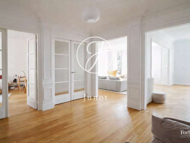Appartement Paris 7e - 3 chambres - 199m²
