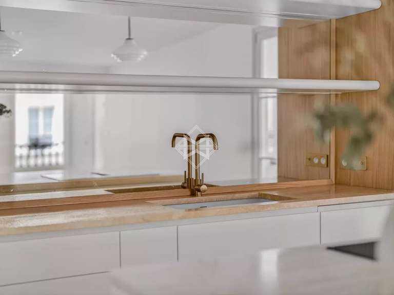 Appartement Paris 7e - 2 chambres - 135m²