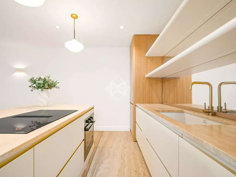 Appartement Paris 7e - 2 chambres - 135m²