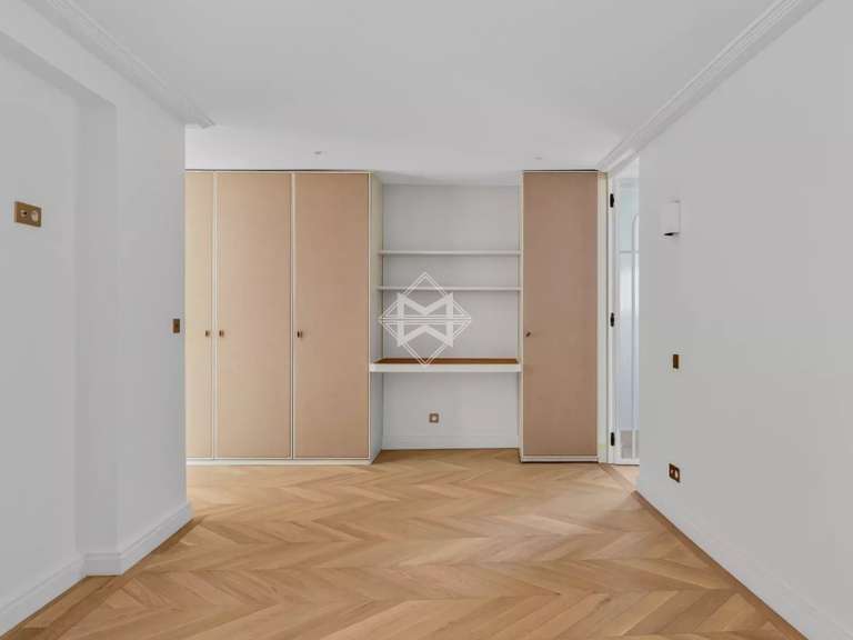 Apartment Paris 7e - 2 bedrooms - 135m²