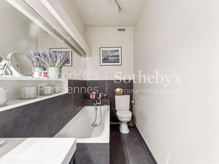 Appartement Paris 7e - 2 chambres - 62m²