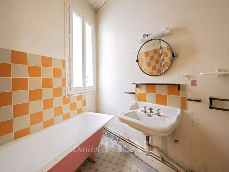 Appartement Paris 7e - 3 chambres - 117m²
