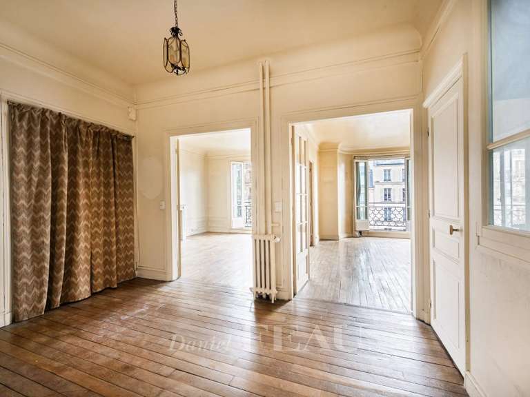 Appartement Paris 7e - 3 chambres - 117m²