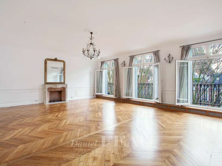 Apartment Paris 7e - 3 bedrooms - 228m²