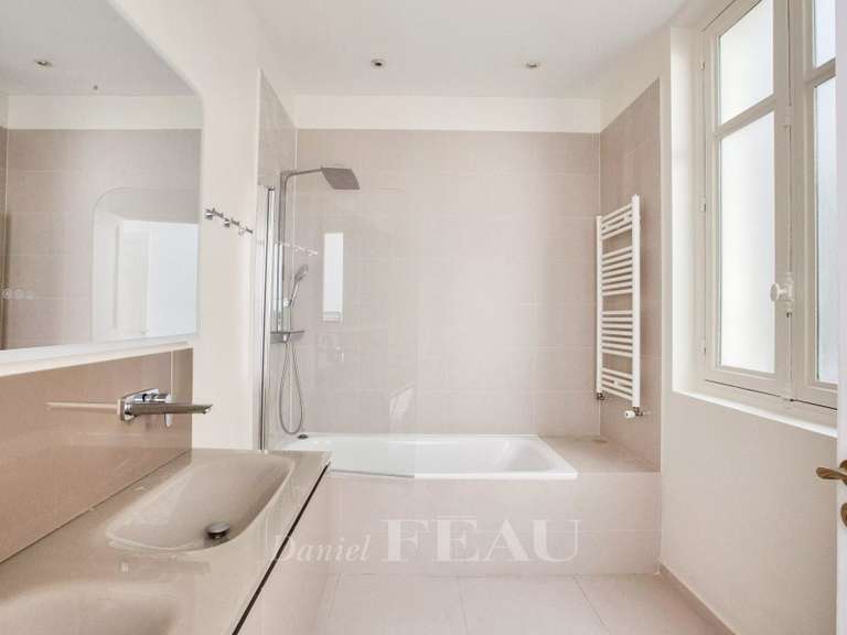 Apartment Paris 7e - 3 bedrooms - 228m²