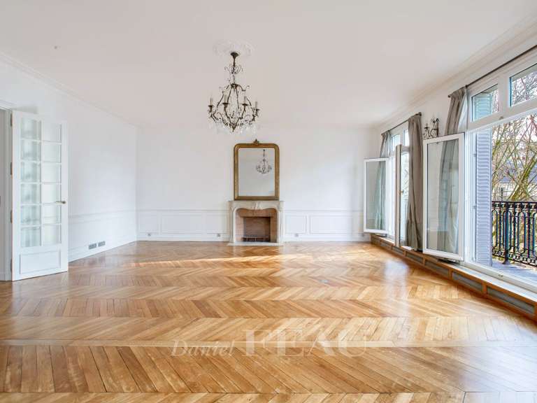 Apartment Paris 7e - 3 bedrooms - 228m²
