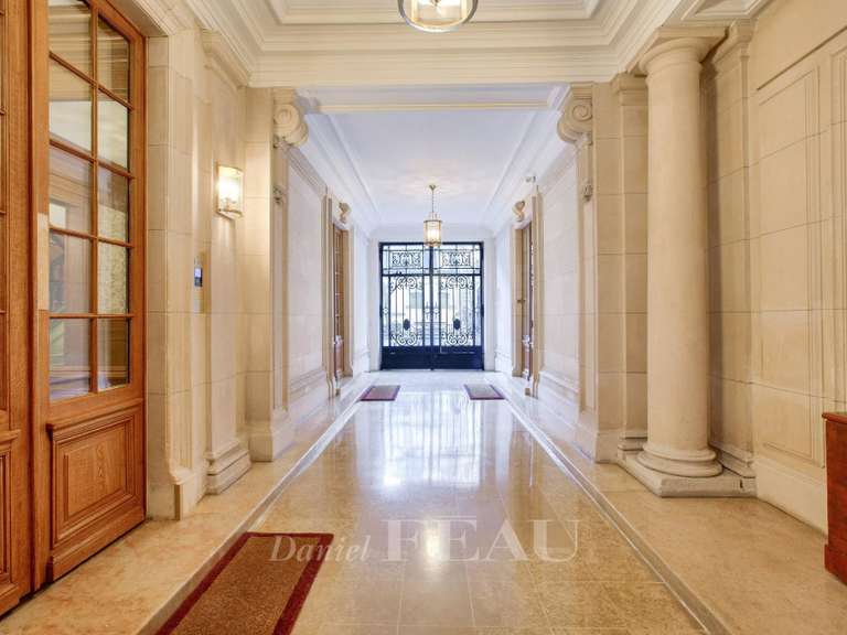 Apartment Paris 7e - 3 bedrooms - 228m²