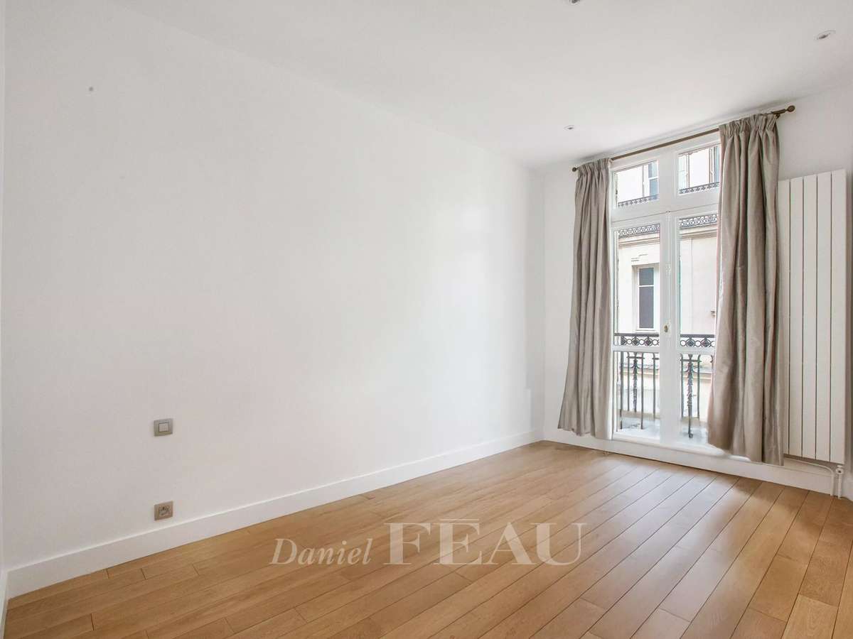 Apartment Paris 7e
