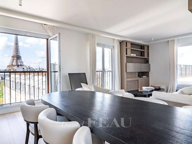 Appartement Paris 7e - 2 chambres - 115m²