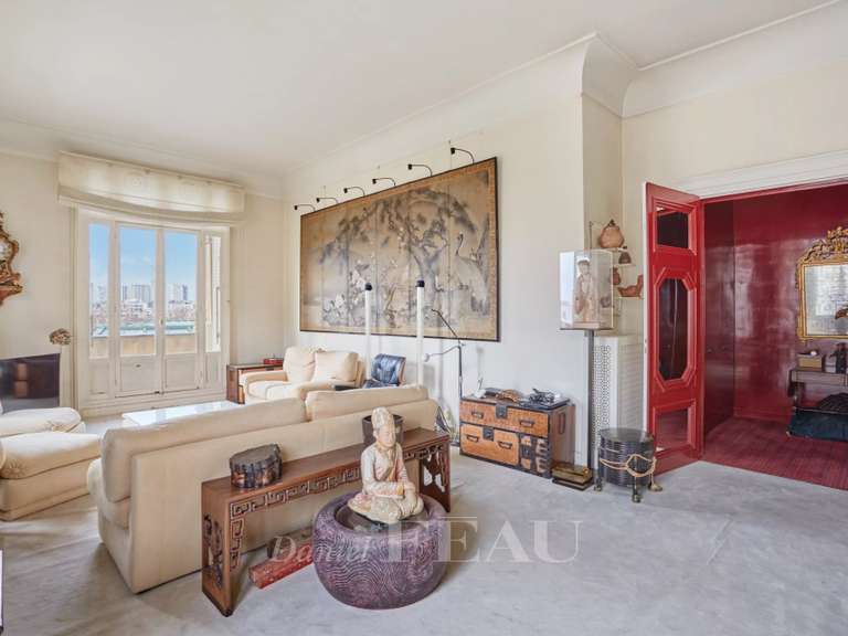 Appartement Paris 7e - 3 chambres - 160m²