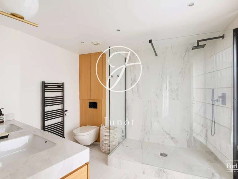 Apartment Paris 7e - 2 bedrooms - 105m²