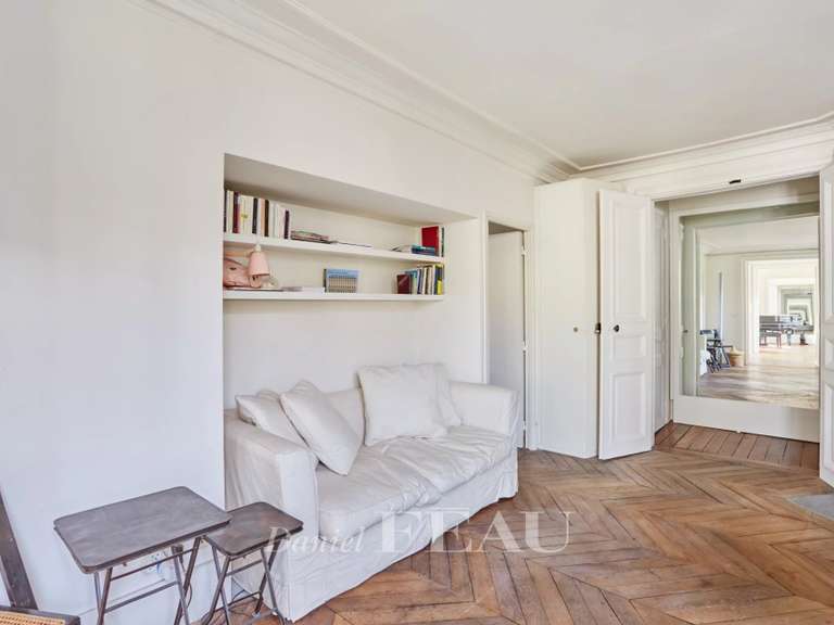 Appartement Paris 7e - 2 chambres - 82m²