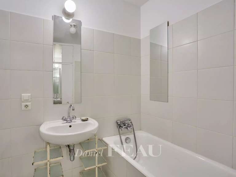 Appartement Paris 7e - 2 chambres - 82m²
