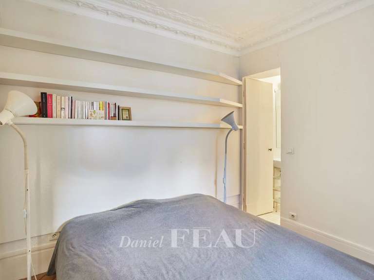 Appartement Paris 7e - 2 chambres - 82m²