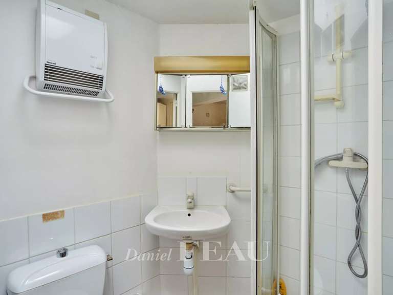 Appartement Paris 7e - 2 chambres - 82m²