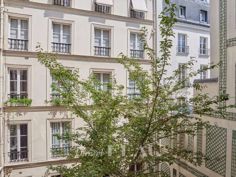 Appartement Paris 7e - 3 chambres - 135m²