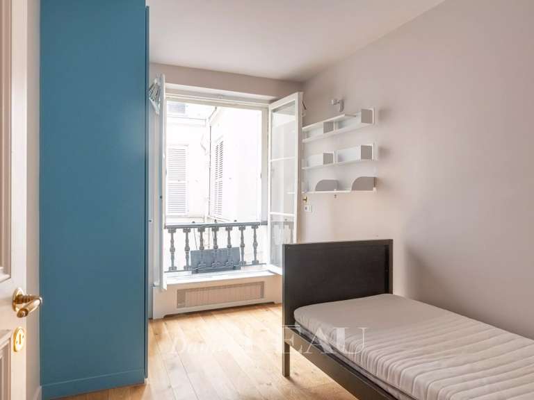 Appartement Paris 7e - 3 chambres - 135m²