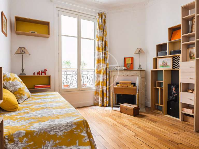 Appartement Paris 7e - 2 chambres - 70m²