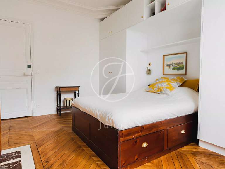 Appartement Paris 7e - 2 chambres - 70m²