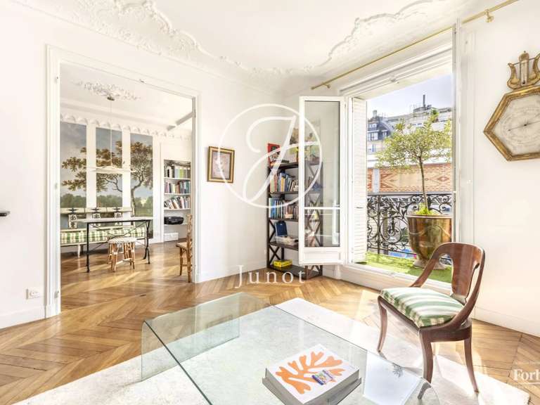 Appartement Paris 7e - 2 chambres - 71m²